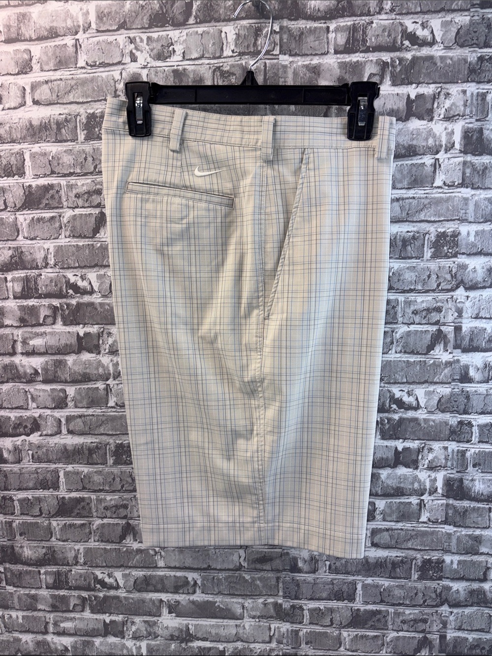 Nike Cream Plaid Golf Shorts with Blue Grid